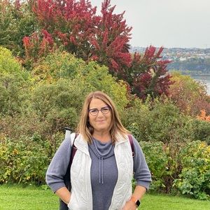 Meet your Posher, Dawn